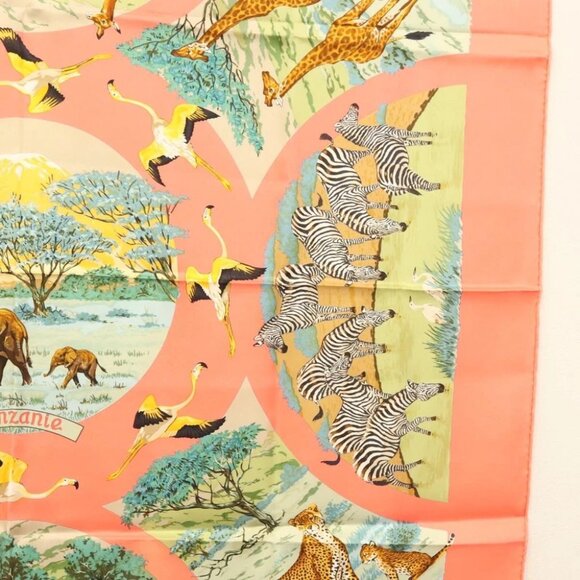 HERMES Carre 90 Scarf ""TANZANIE"" Silk Pink Auth - Picture 7 of 16